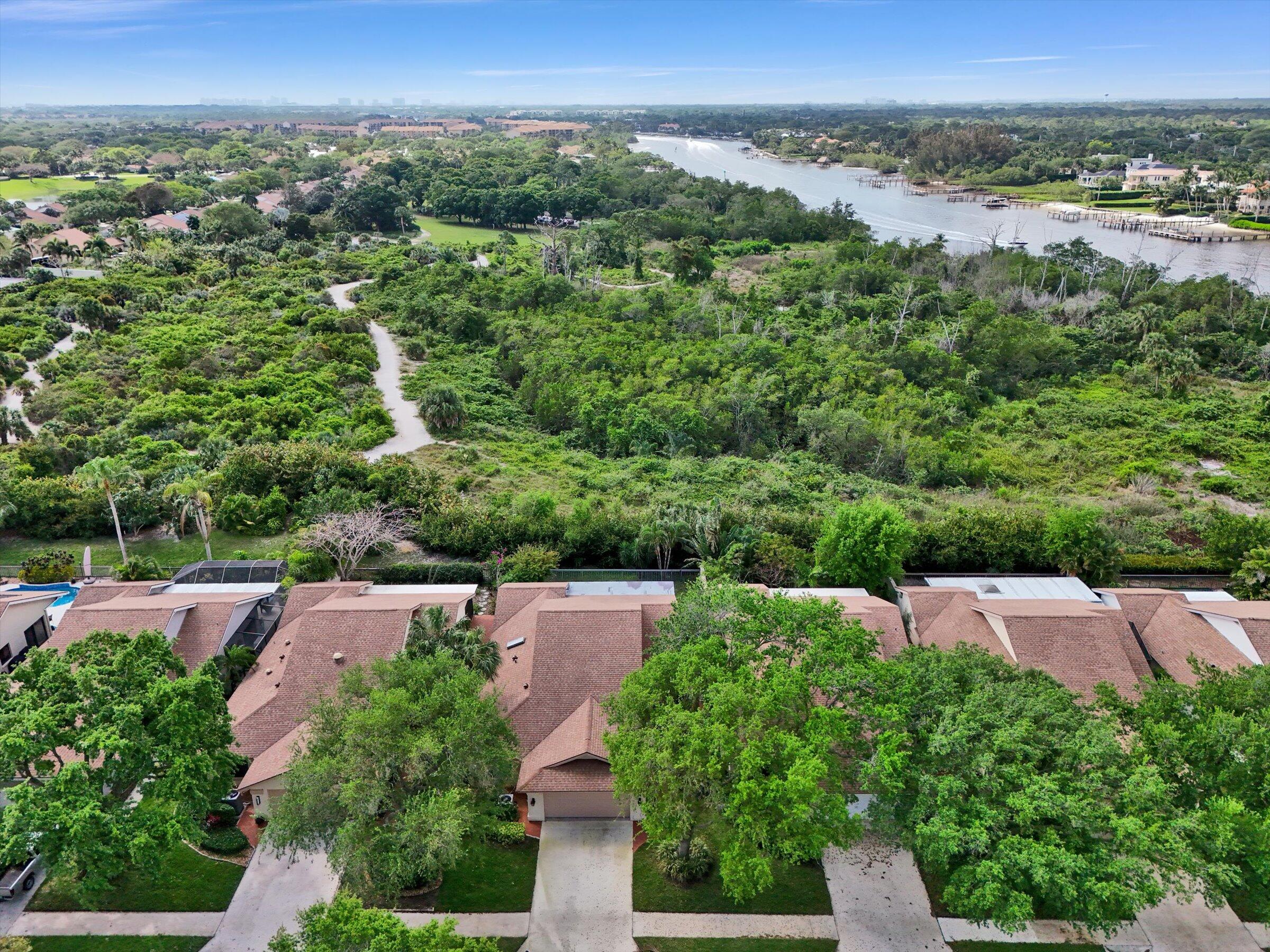BLUFFS RIVER SINGLE FAMILY HOME ON THE PRESERVE - Residential