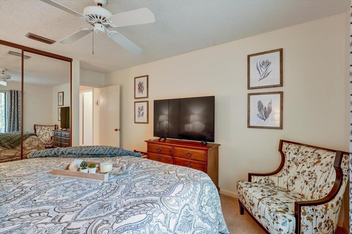 BLUFFS RIVER SINGLE FAMILY HOME ON THE PRESERVE - Residential