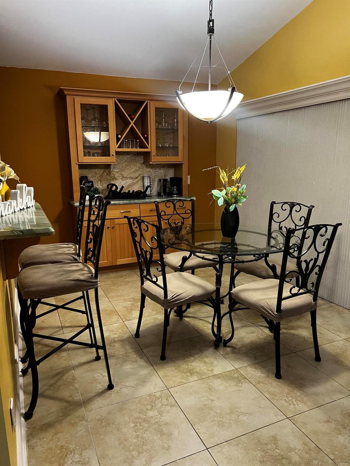 CITRUS TRAIL - Residential Lease