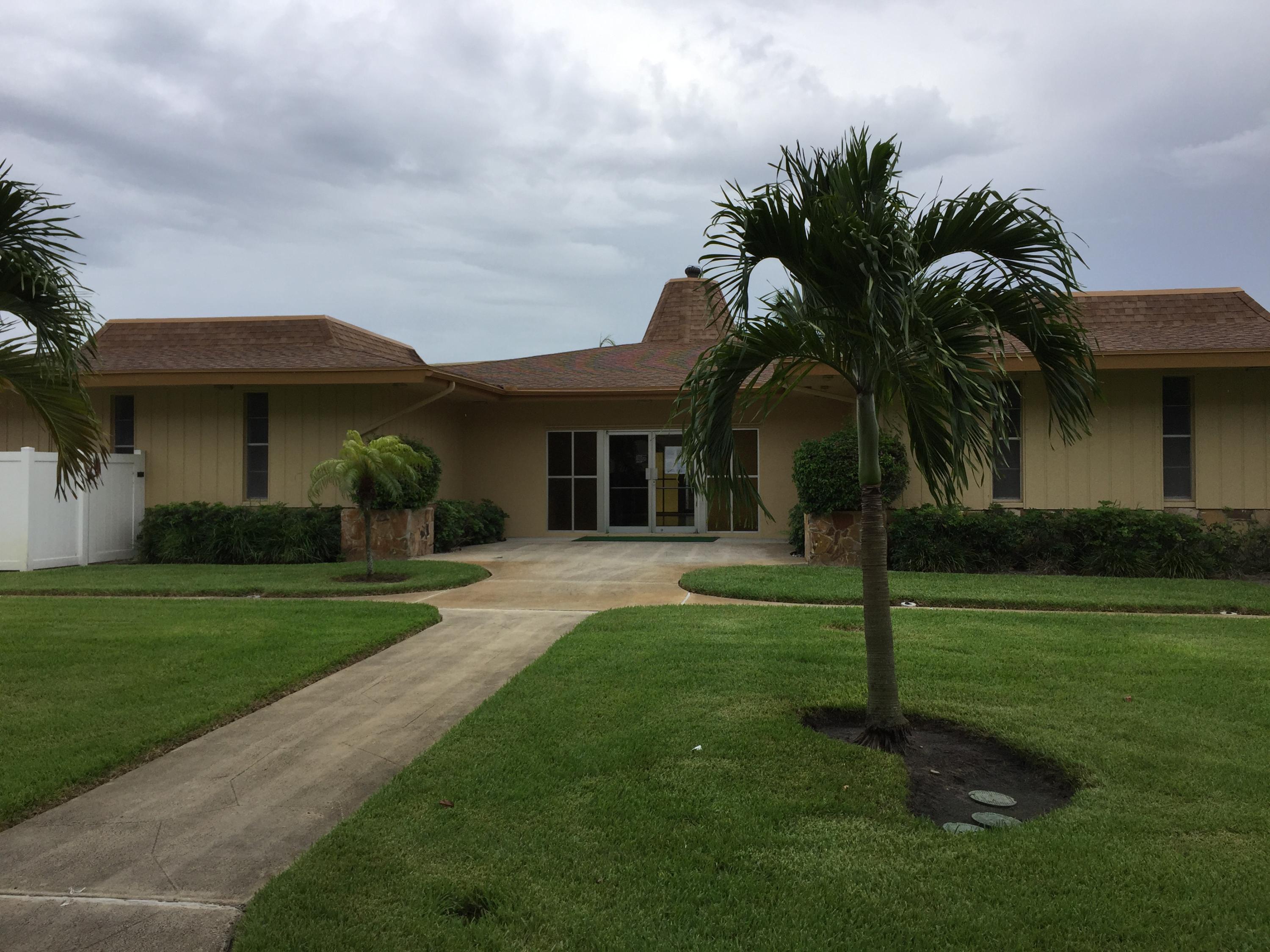 VILLAGE GREEN AVON CONDO - Residential