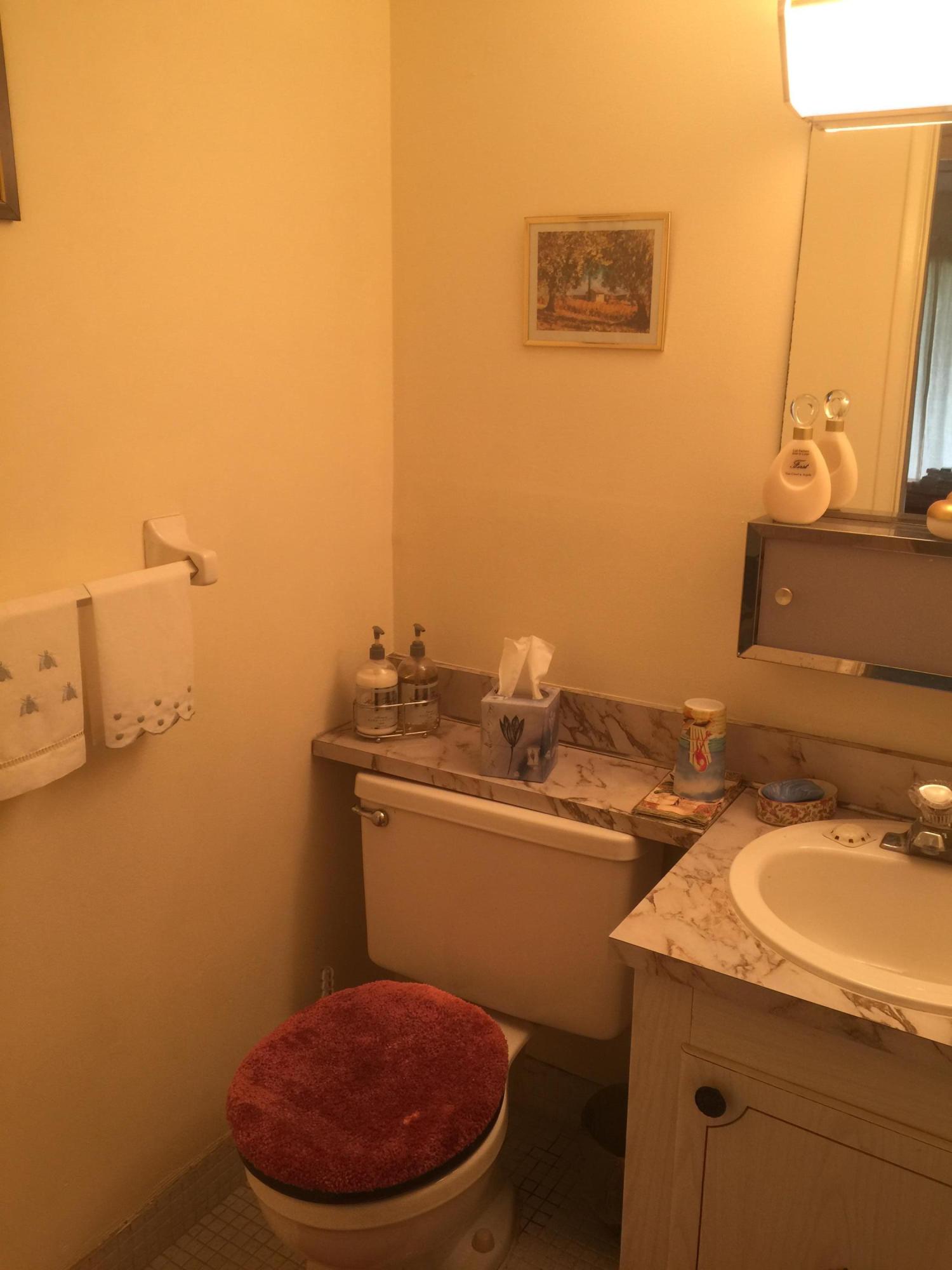 VILLAGE GREEN AVON CONDO - Residential