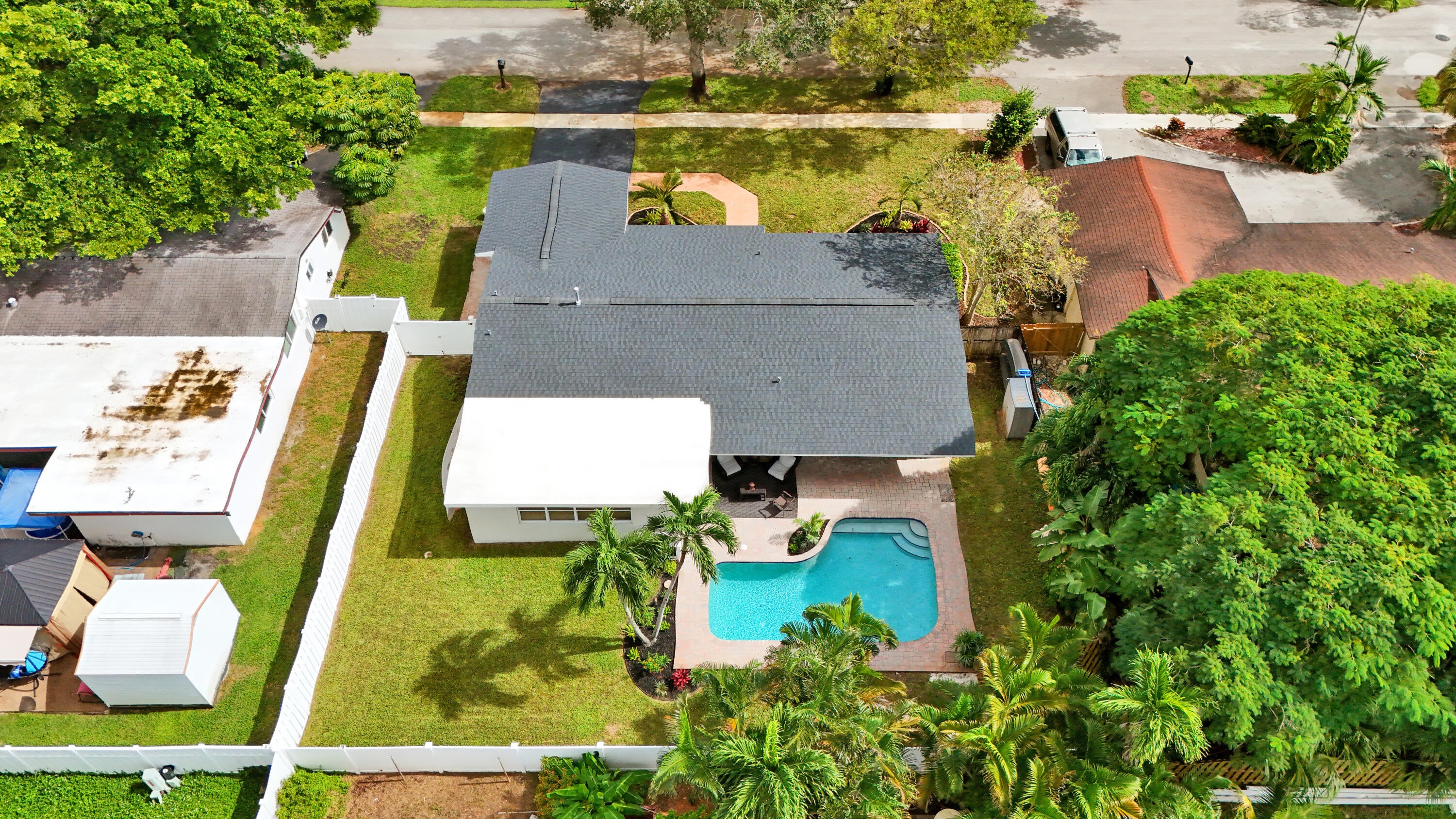 2000 NW 117TH Terrace
