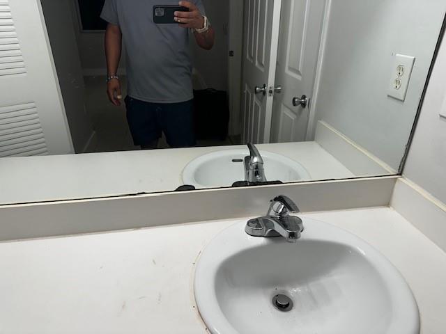 Riviera Palms Condo - Residential Lease