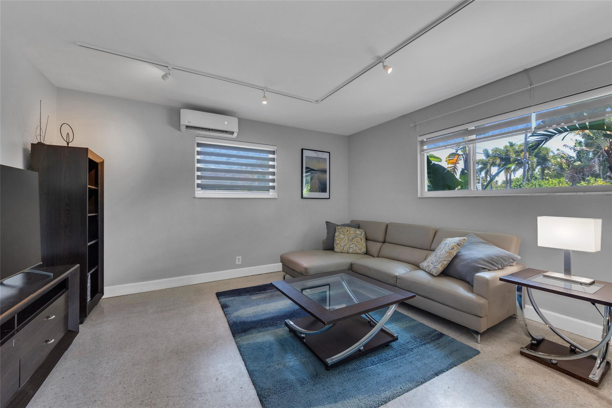 641 NE 16th Street B