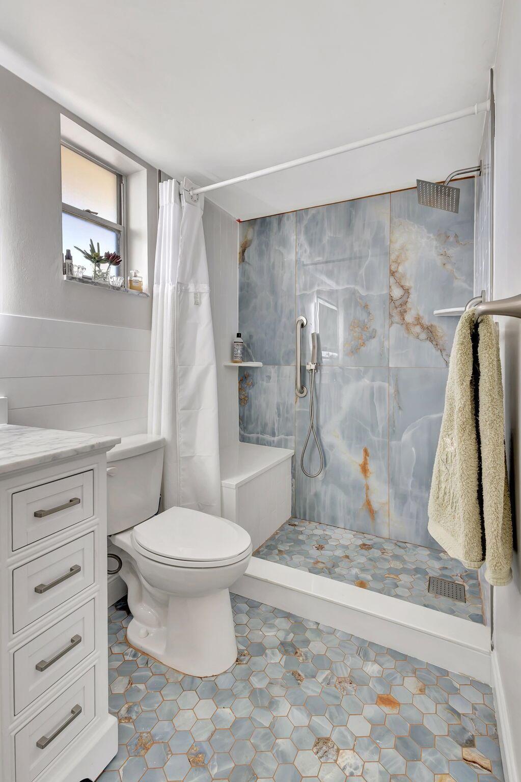 LAKE CLARKE GARDENS CONDO - Residential