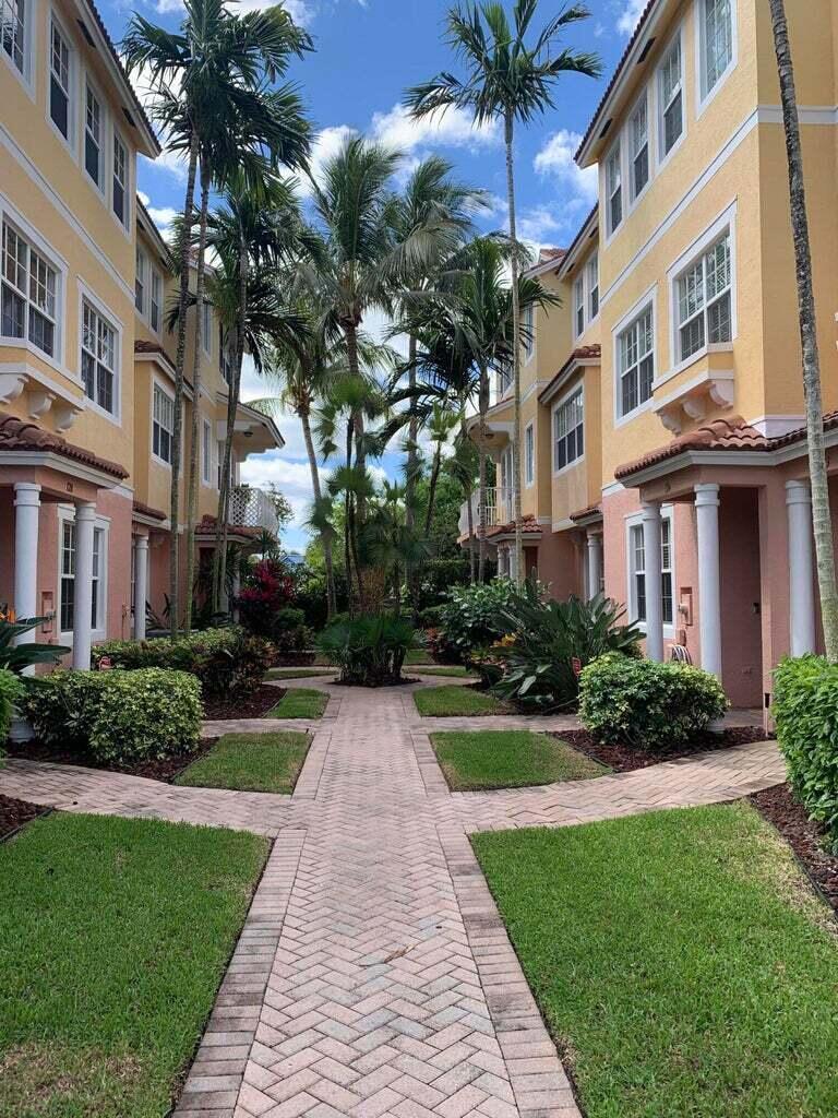 HARBORS - Residential Lease