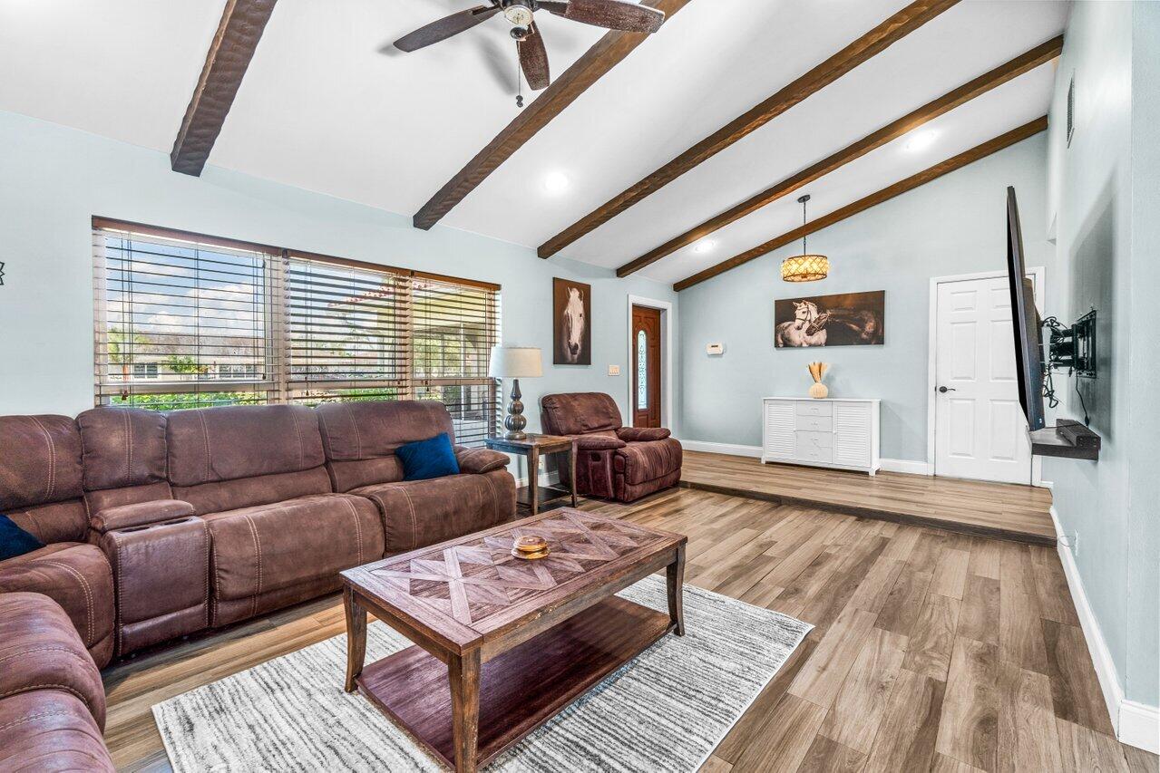 SOUTH SHORE 2 OF WELLINGTON - Residential Lease