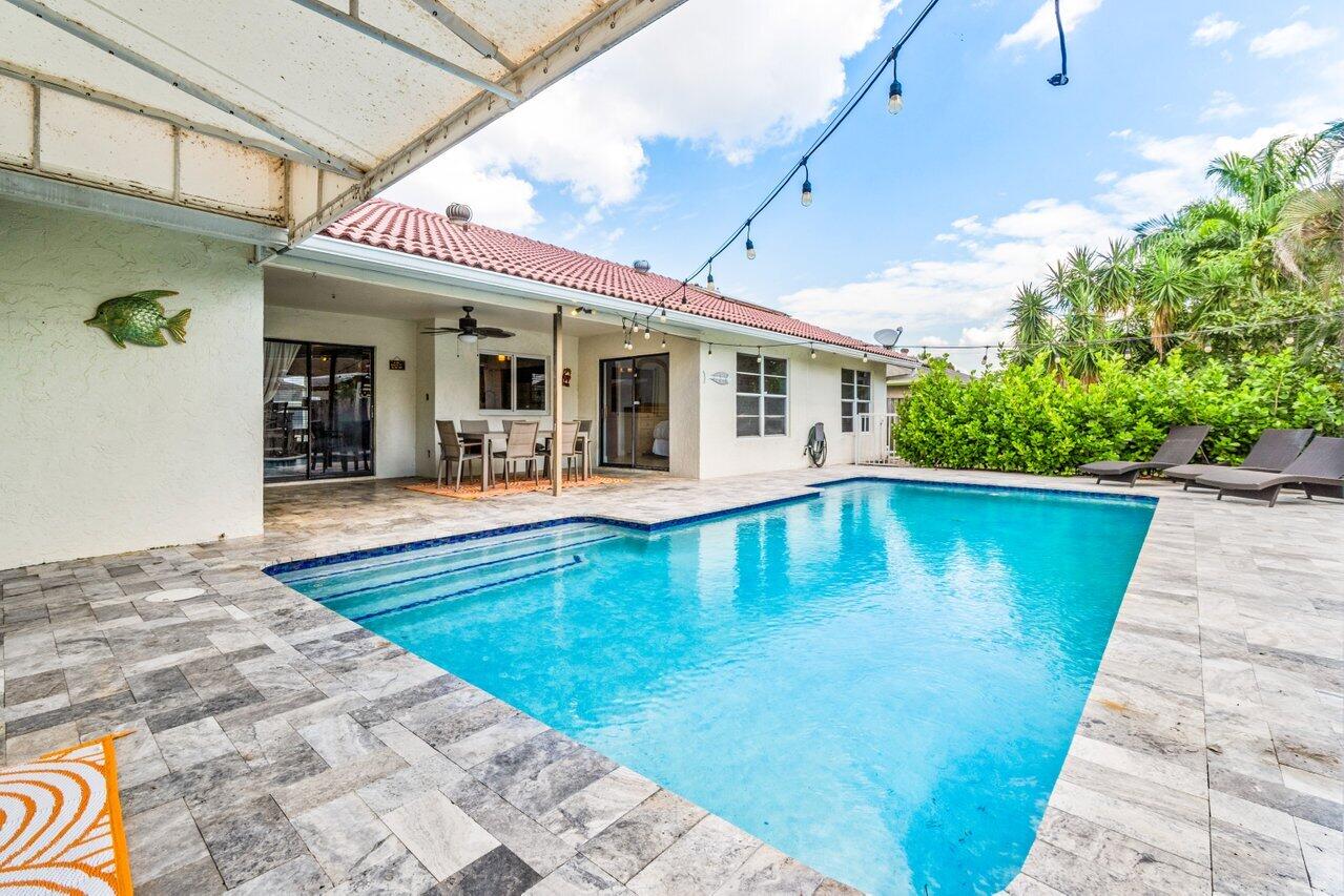 SOUTH SHORE 2 OF WELLINGTON - Residential Lease