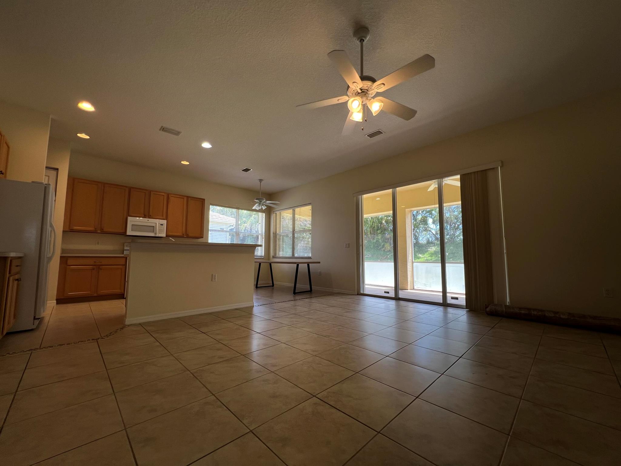 LAKEFOREST AT ST LUCIE WE - Residential Lease