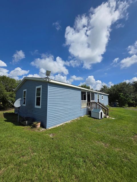 A home in Okeechobee