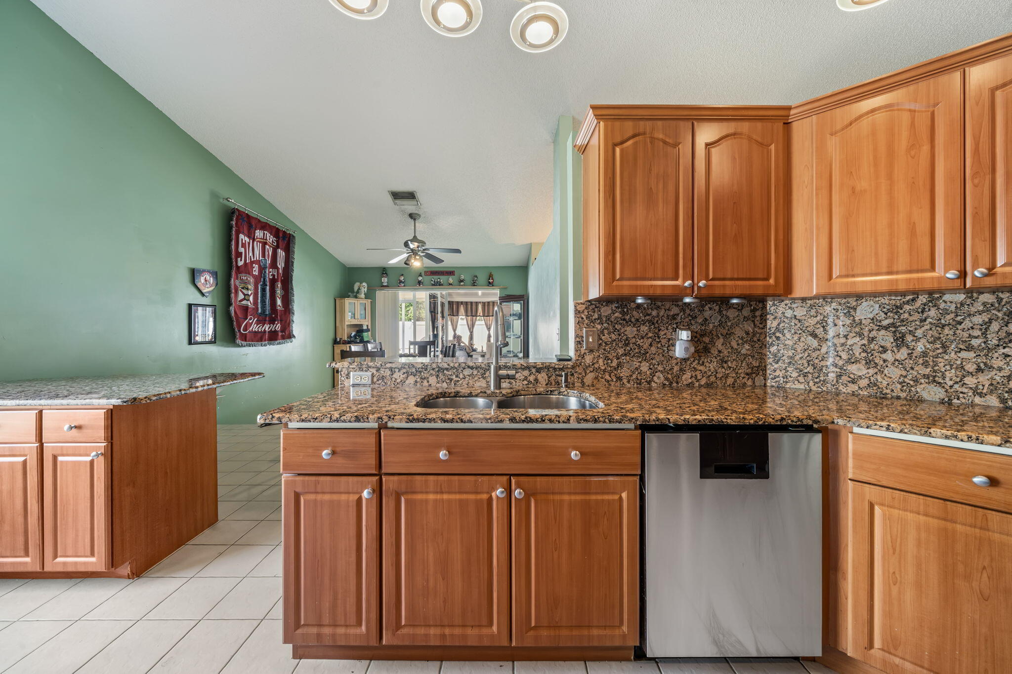 RAINBOW LAKES 2 - Residential