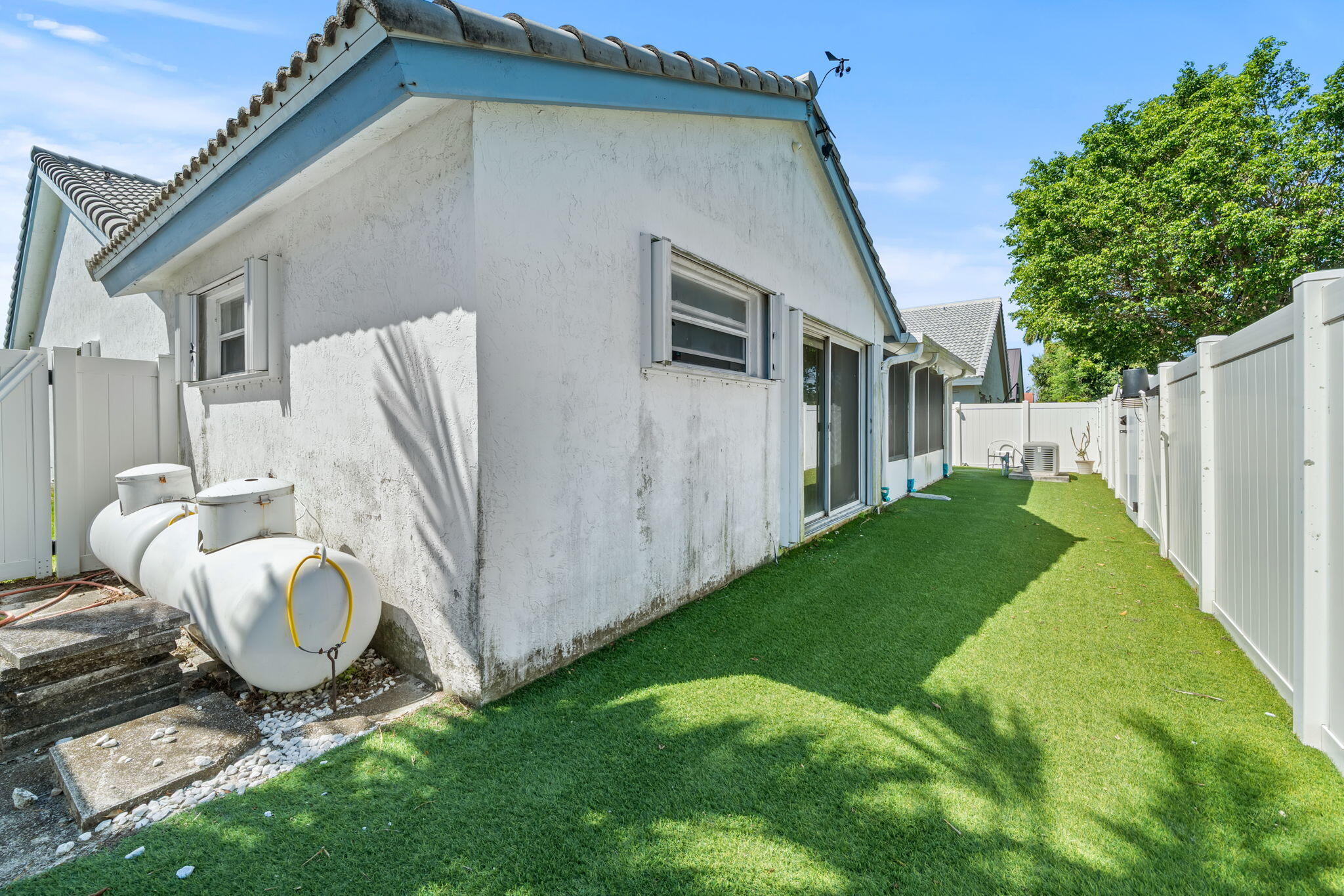 RAINBOW LAKES 2 - Residential