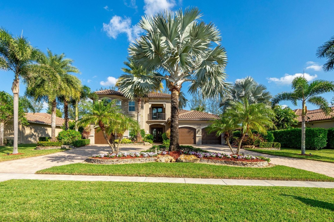 7708 Maywood Crest Drive