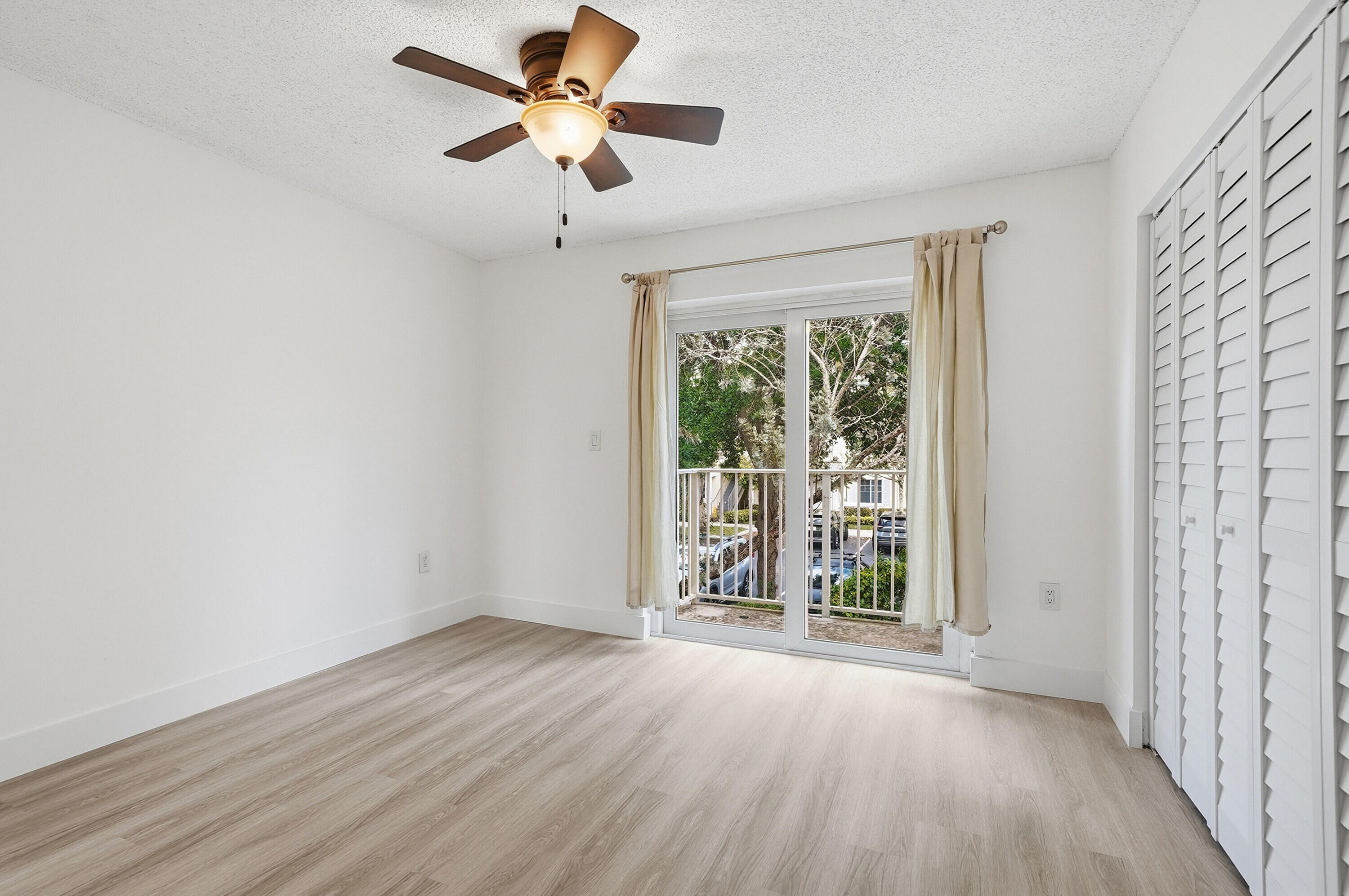 SORRENTO LAKES AT SUNRISE POINT - Residential