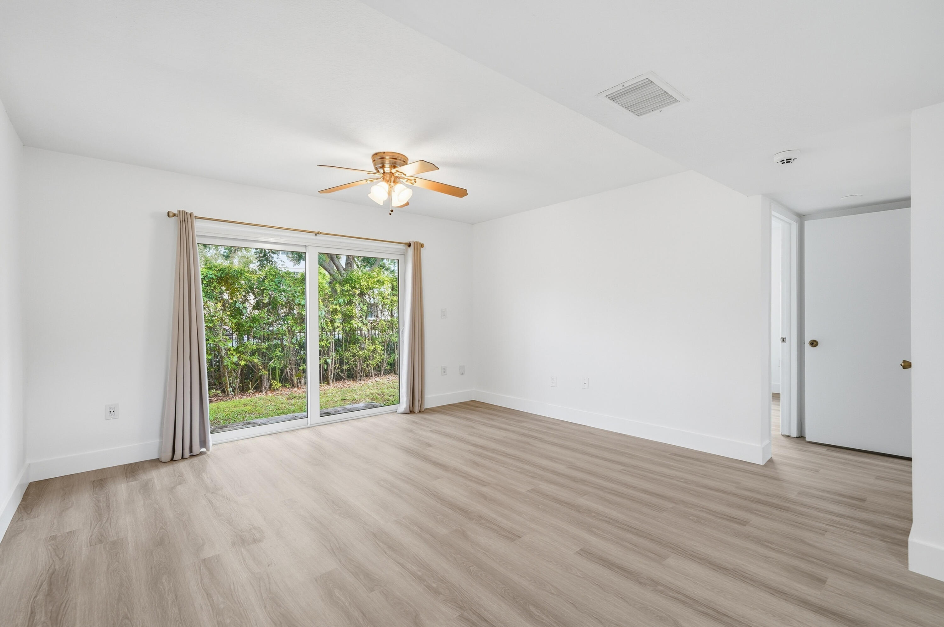 SORRENTO LAKES AT SUNRISE POINT - Residential