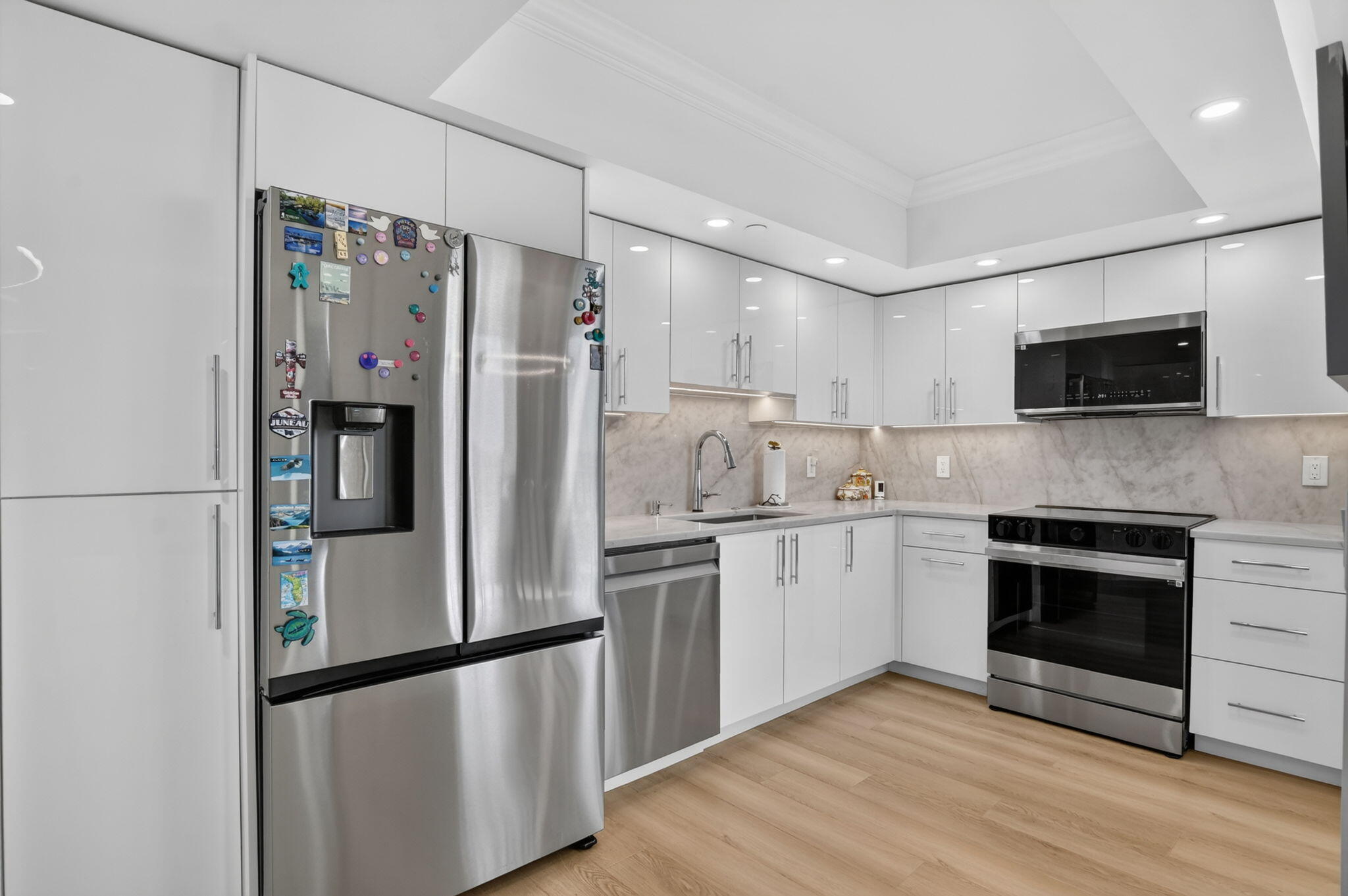6895 Willow Wood Drive 1051