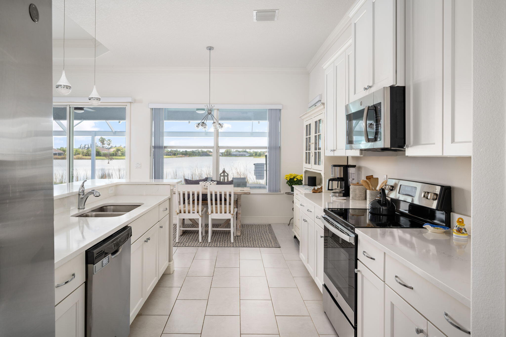 CROSS CREEK LAKE ESTATES PLAT EIGHT - Residential