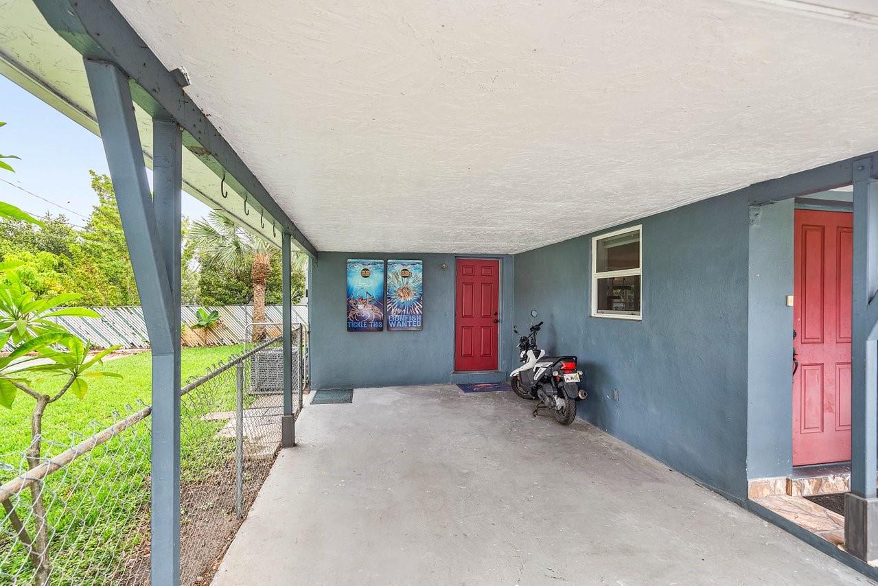 3250 SW 12th Ave