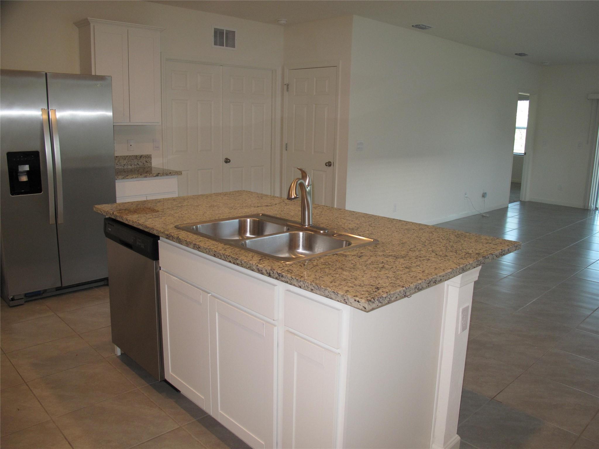 Central Park - Residential Lease