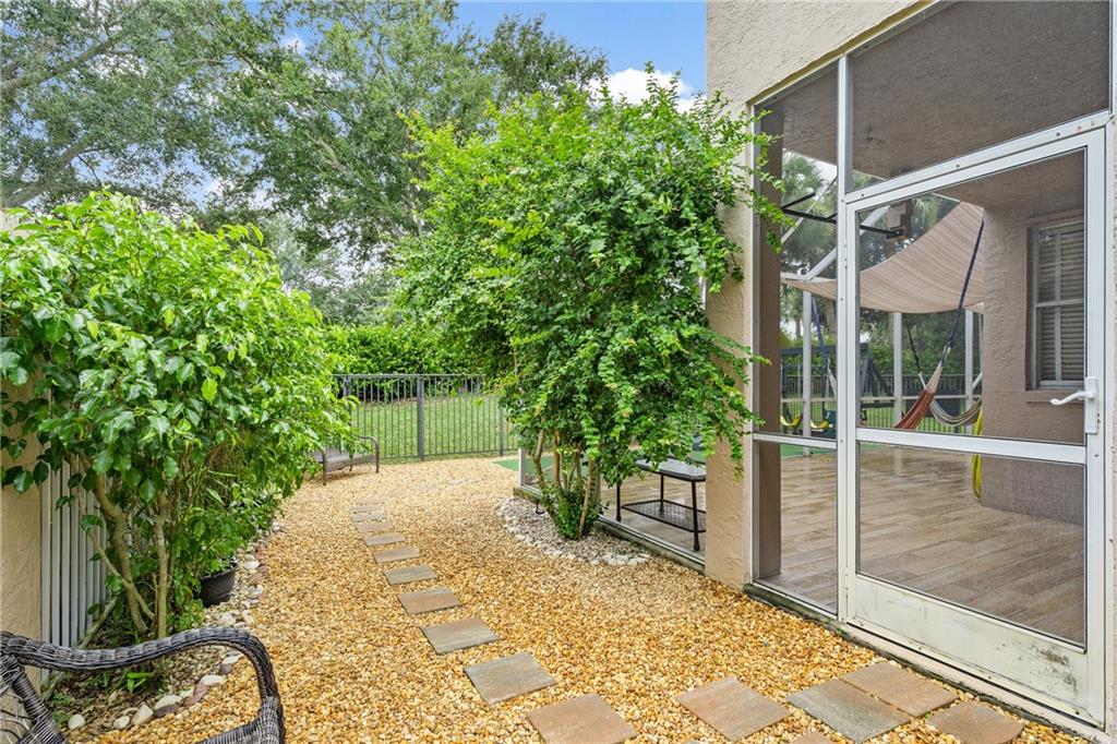 Hampton Creek - Residential