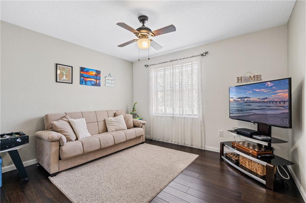 Hampton Creek - Residential