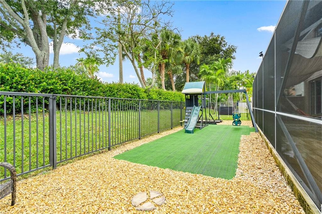 Hampton Creek - Residential