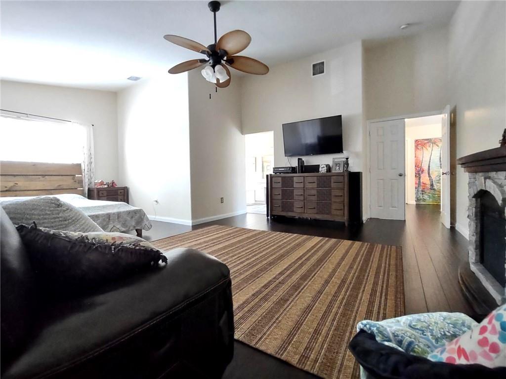 Hampton Creek - Residential