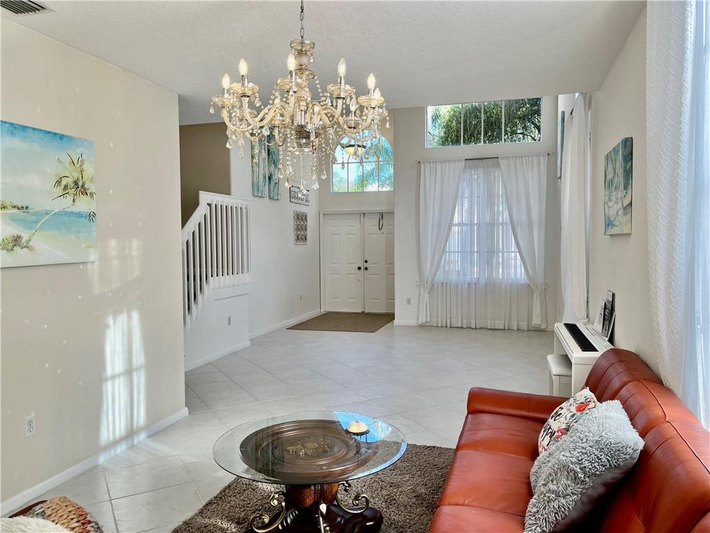 Hampton Creek - Residential