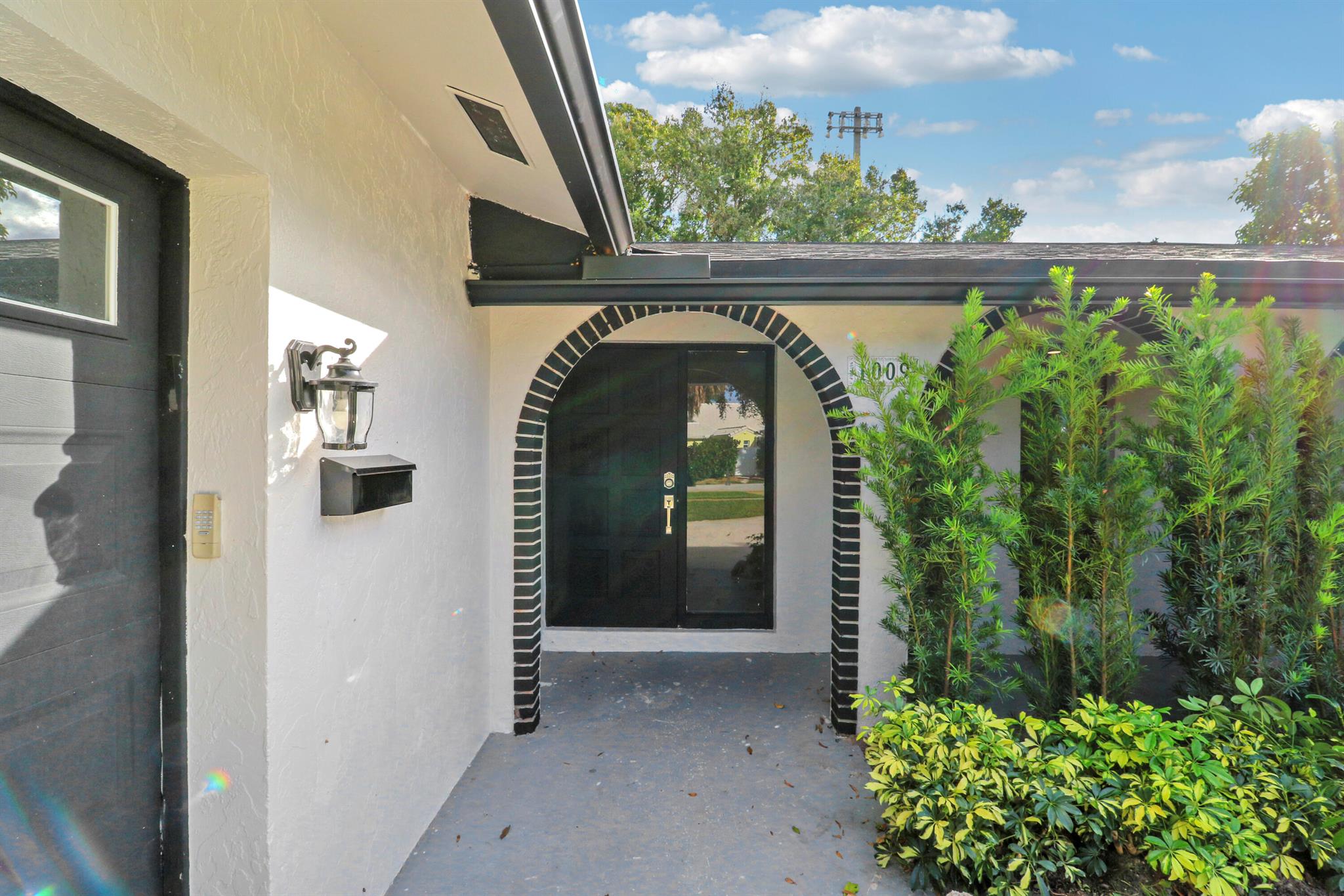 CROMWELL ESTATES II - Residential Lease