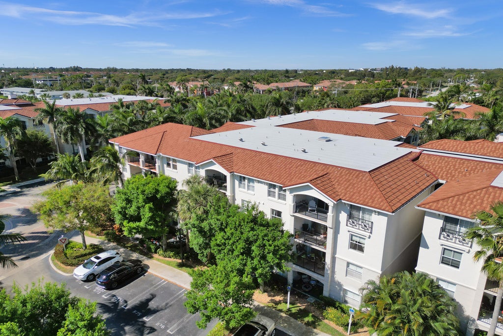 Photo of 2113 Tuscany Way, Boynton Beach, FL 33435 (MLS # R11095213)