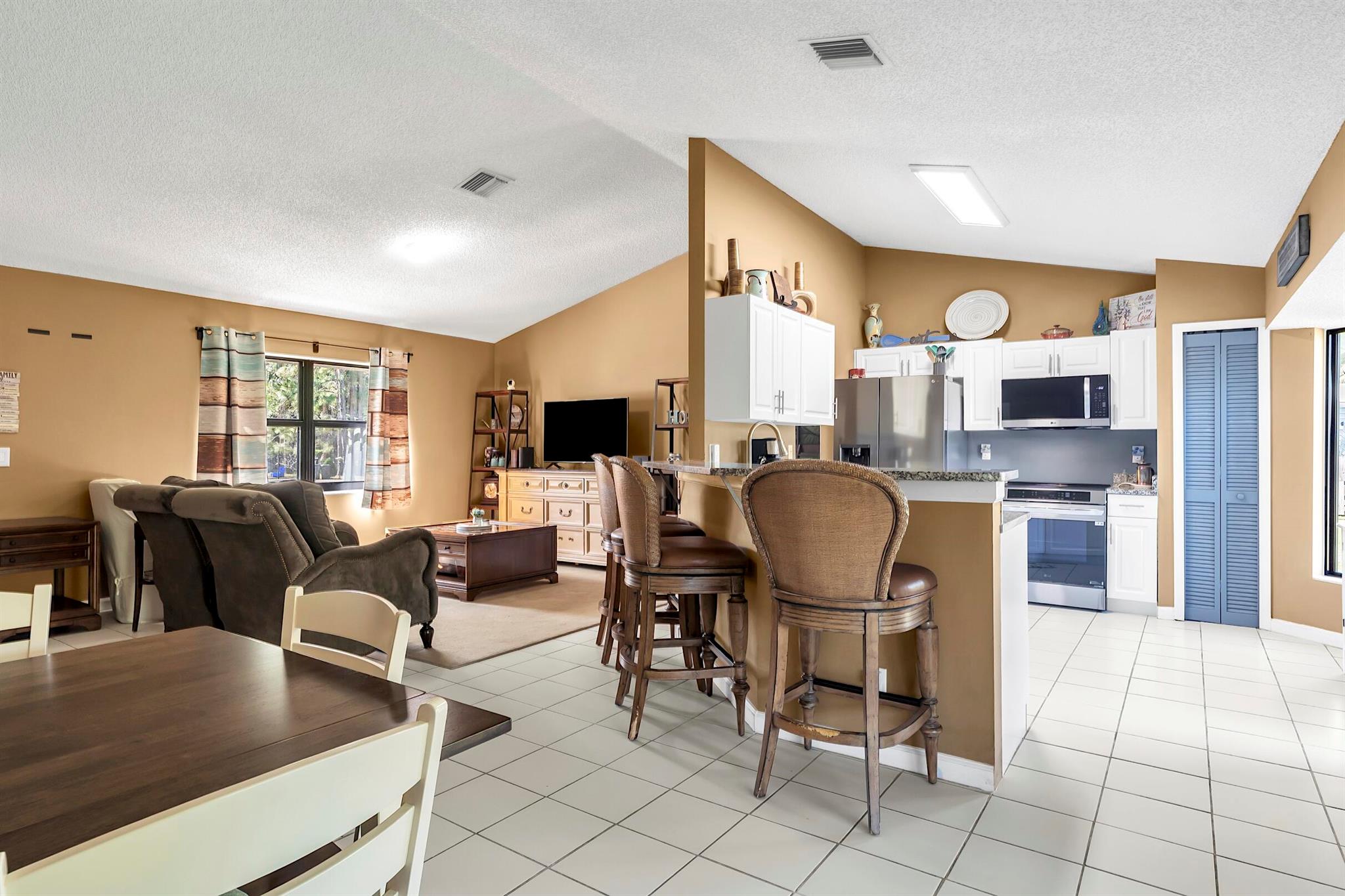 Acreage - Residential