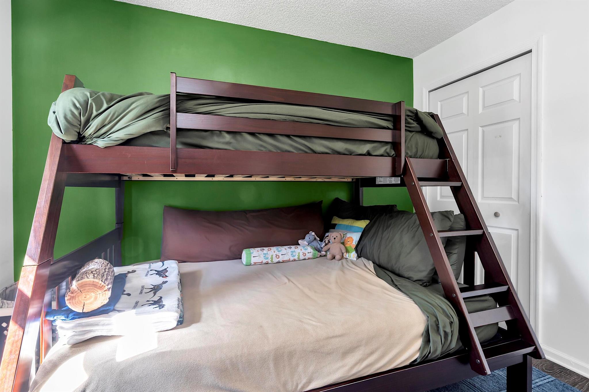 Acreage - Residential