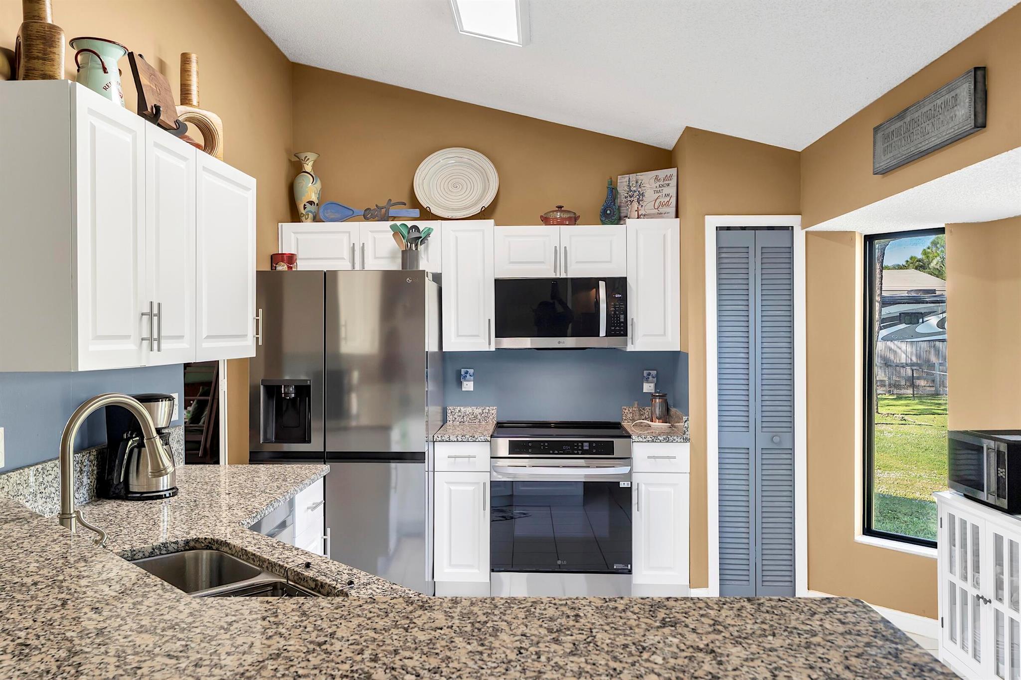 Acreage - Residential