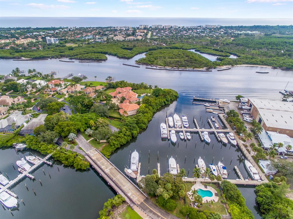 Jonathan's Landing Marina Condo - Land