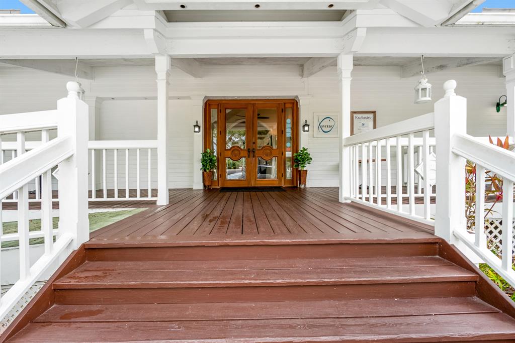 Jonathan's Landing Marina Condo - Land