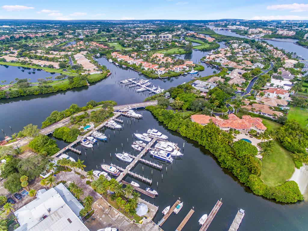 Jonathan's Landing Marina Condo - Land