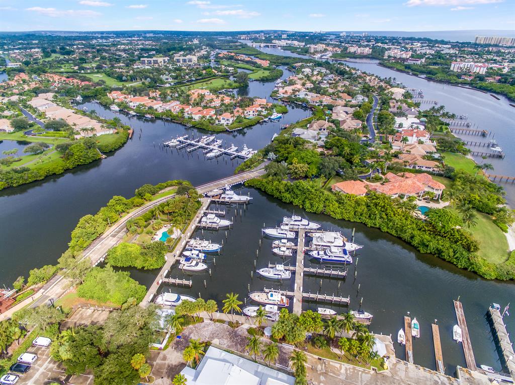 Jonathan's Landing Marina Condo - Land