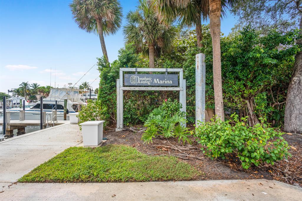 Jonathan's Landing Marina Condo - Land