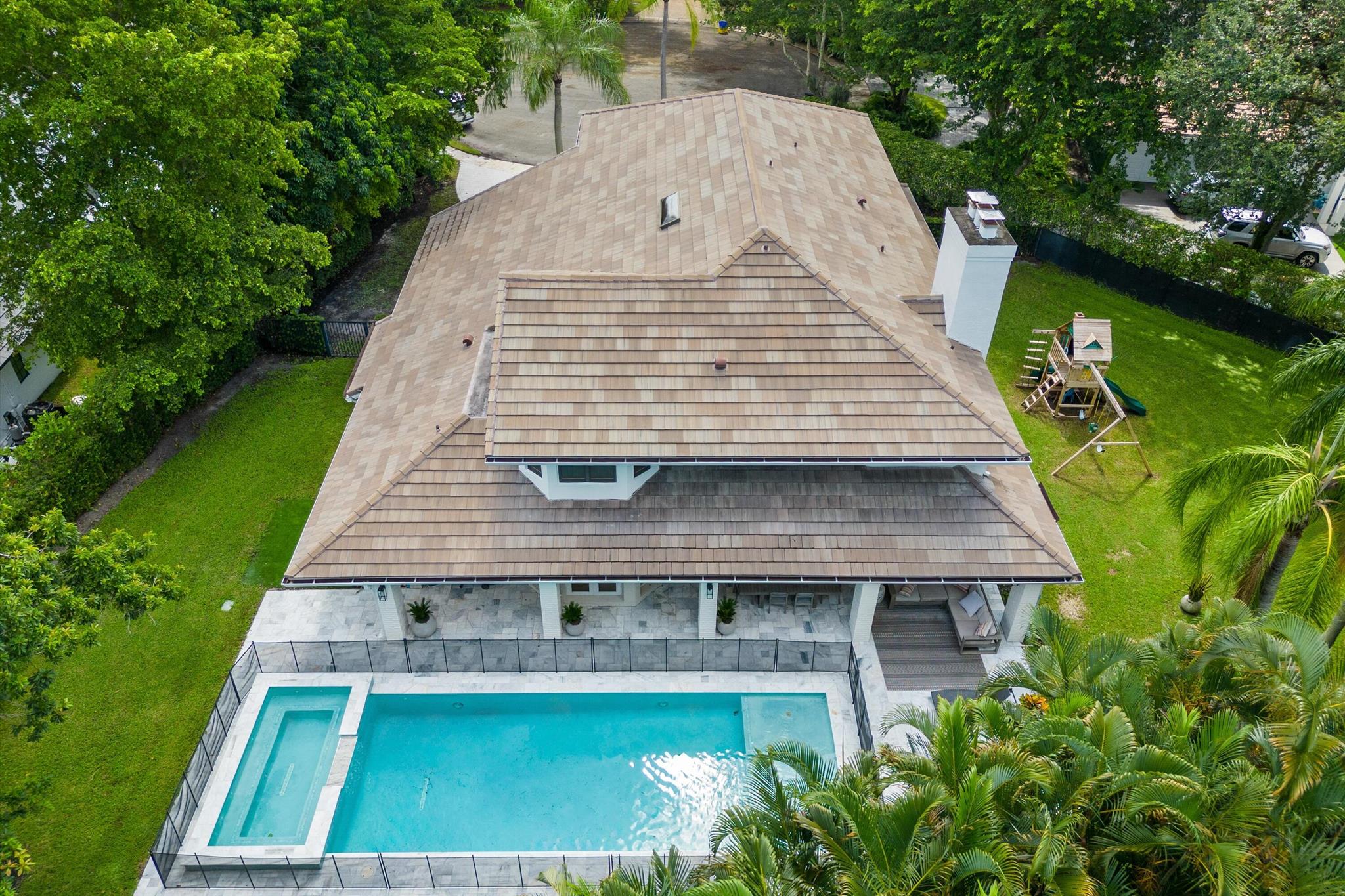 WOODFIELD HUNT CLUB II - Residential