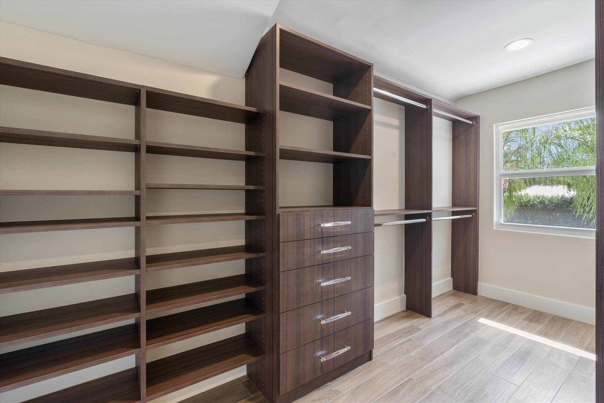 WOODFIELD HUNT CLUB II - Residential