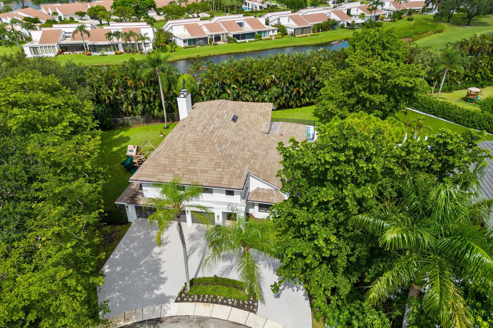 WOODFIELD HUNT CLUB II - Residential