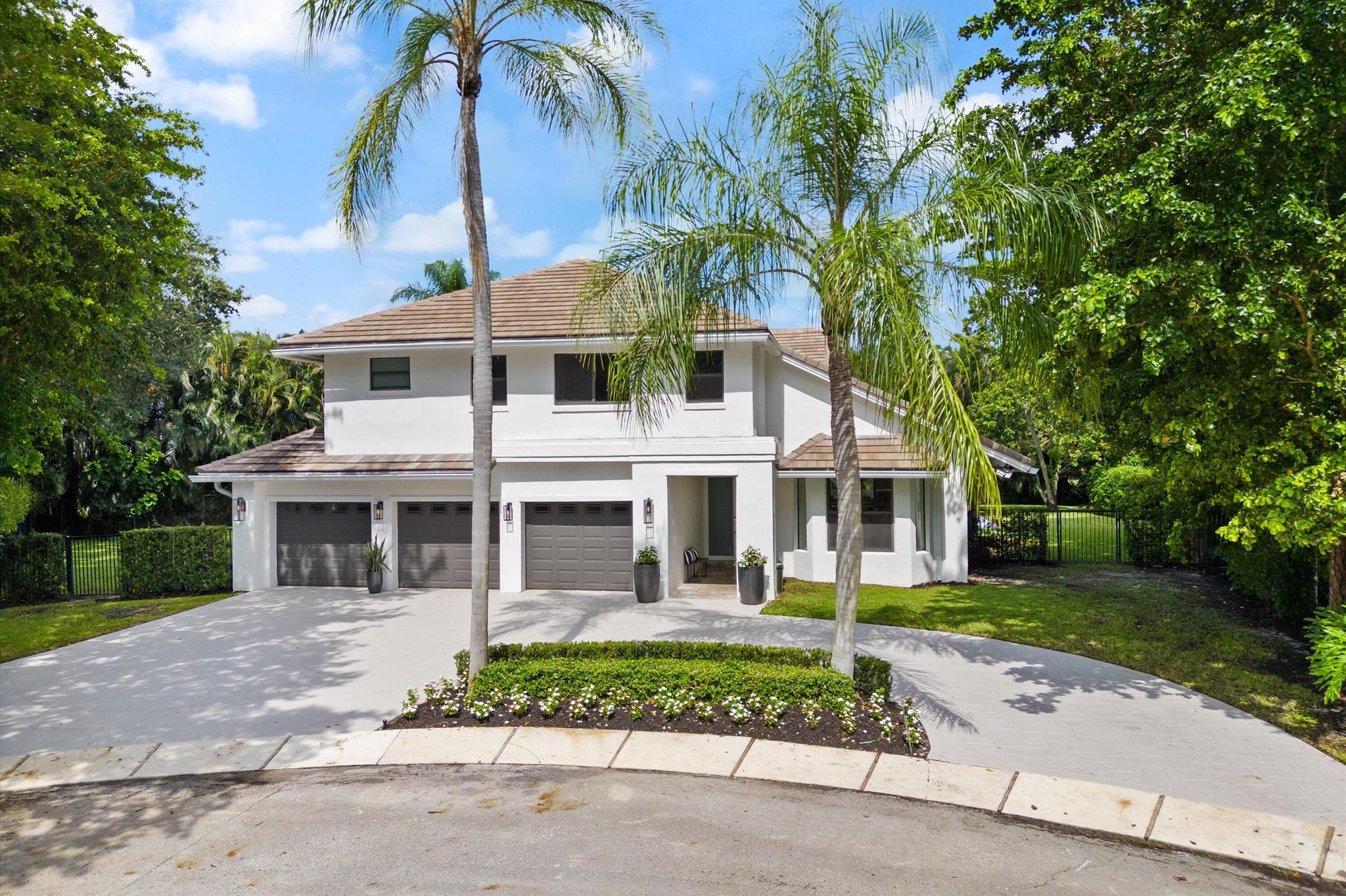 WOODFIELD HUNT CLUB II - Residential