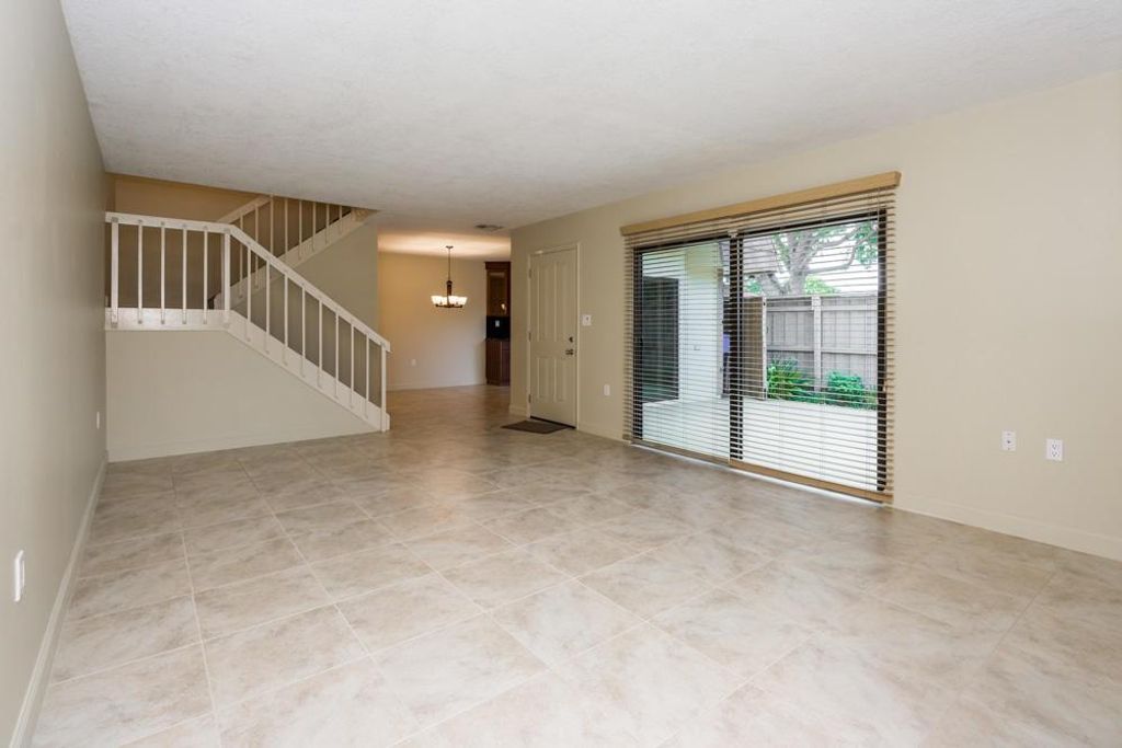 Photo of 818 8th Court, Palm Beach Gardens, FL 33410 (MLS # R11086511)