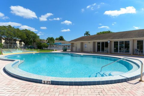 Condominium in Palm Springs FL 721 Lori Drive Dr 17.jpg