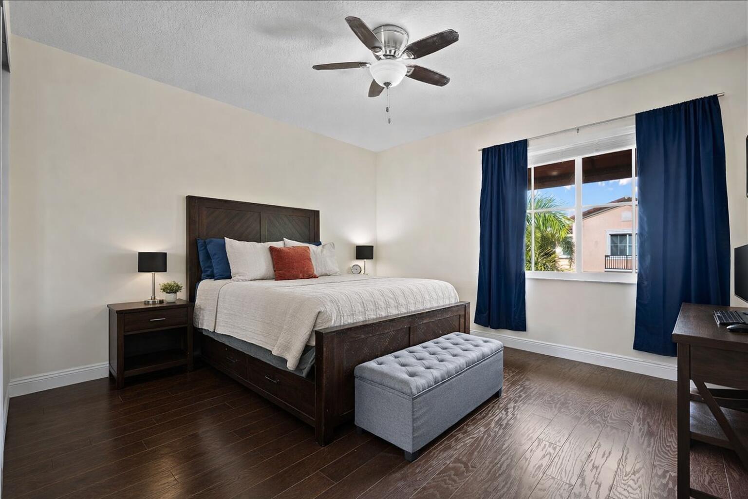 OAKTON PRESERVE REPL - Residential