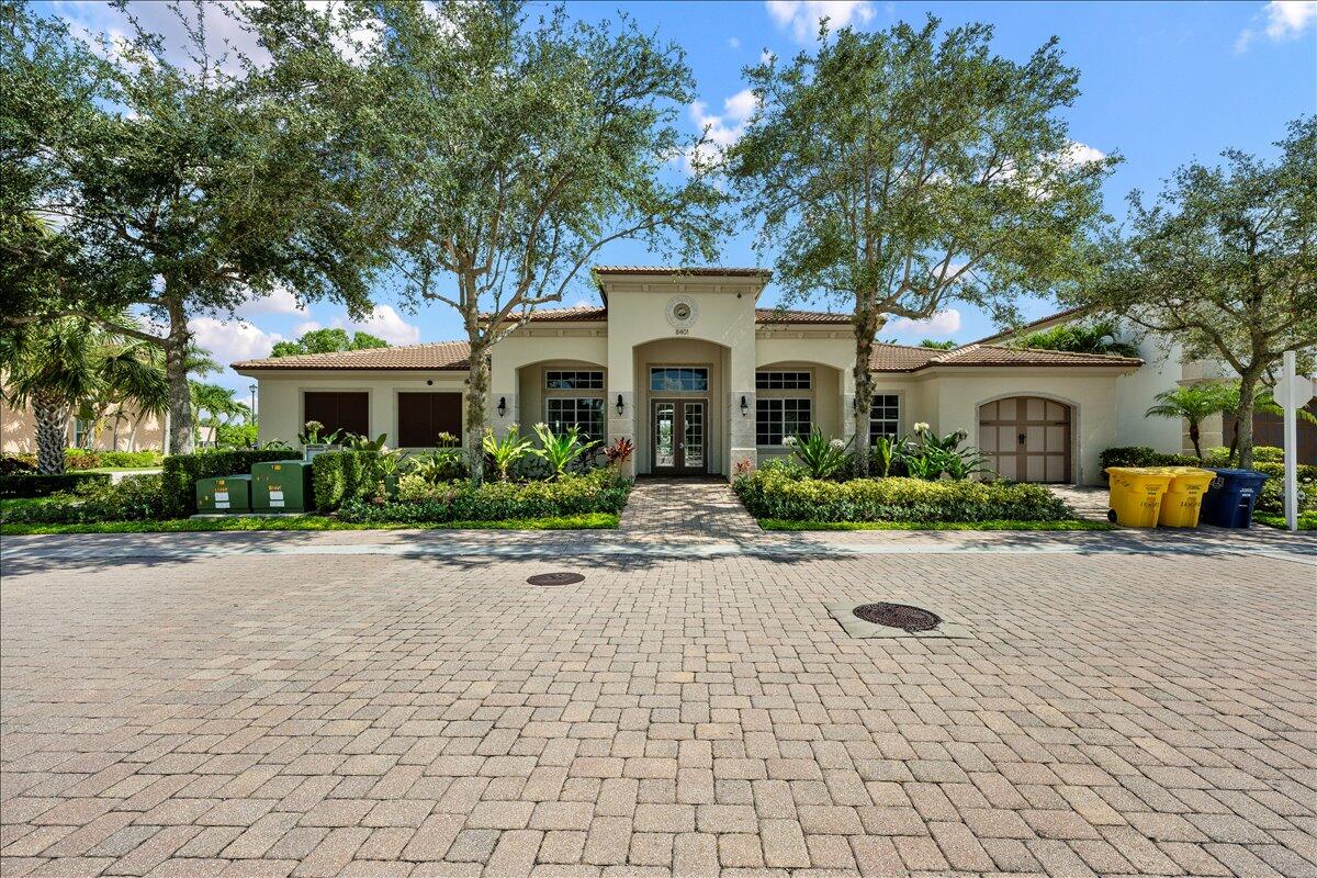 OAKTON PRESERVE REPL - Residential