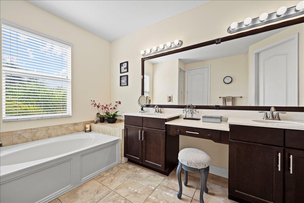 OAKTON PRESERVE REPL - Residential