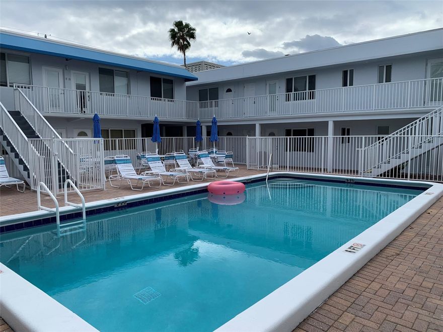 Summer rental. July - october - furnished spacious 2 bedrooms 2 bath. Association requires min 650 credit score. Gated complex, pool, bbq, laundry facility. One parking. NO pets. NO smoking.Steps from the ocean, walk to all the restaurants near by… friendly complex. Available forJuly, august and september