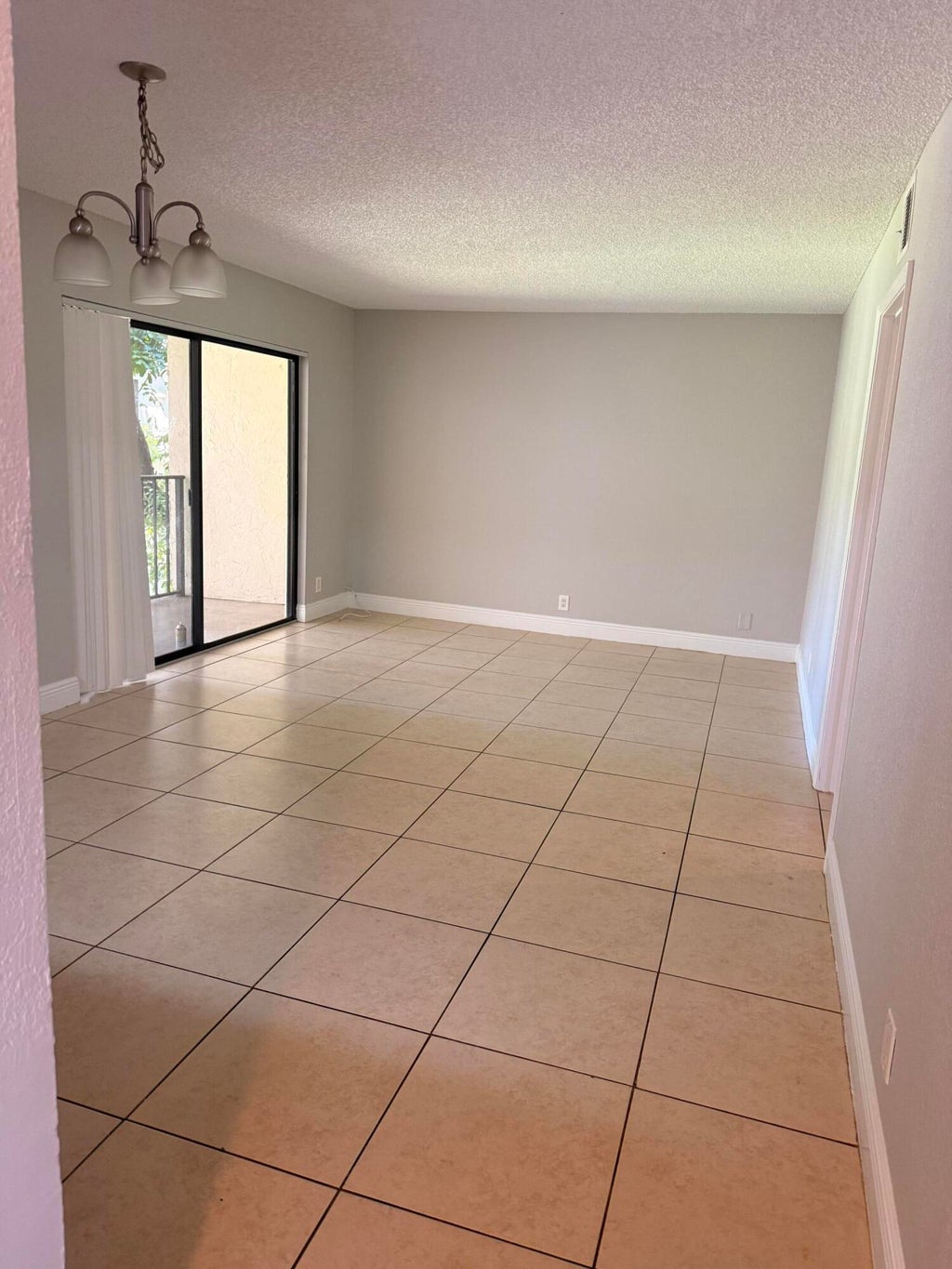 Photo of 1440 LAKE CRYSTAL Drive #H, West Palm Beach, FL 33411 (MLS # B26068925)