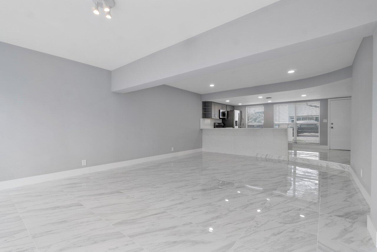 FAIR WAY PARK - Residential Income